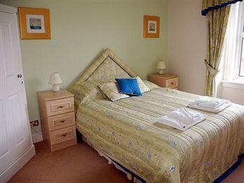 & Embleton (Cumbria)