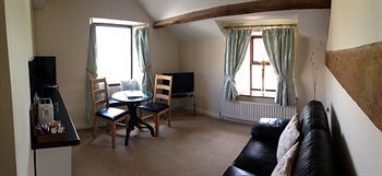 Hotel & Embleton (Cumbria)