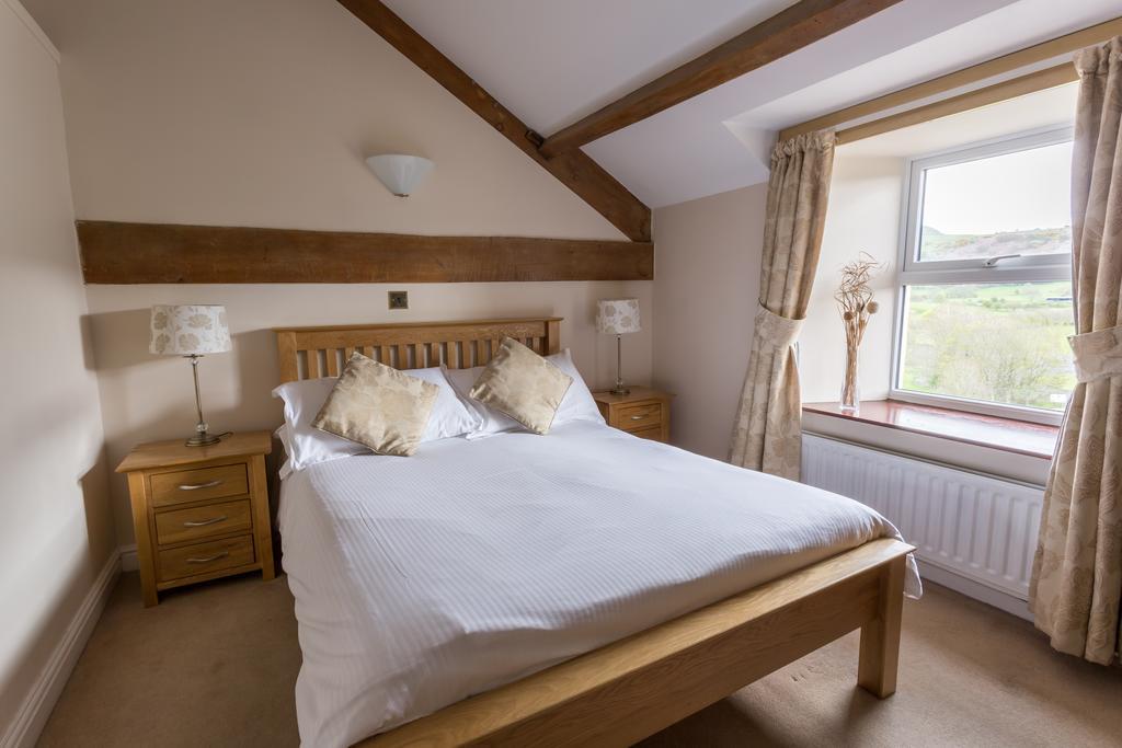 & 4* Embleton (Cumbria)